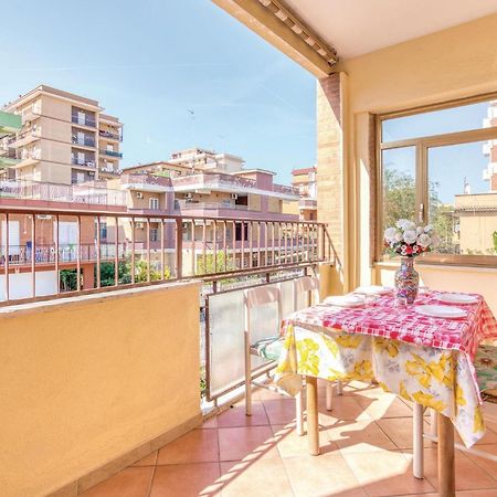 Gorgeous Apartment In Ladispoli Rm With Wifi エクステリア 写真