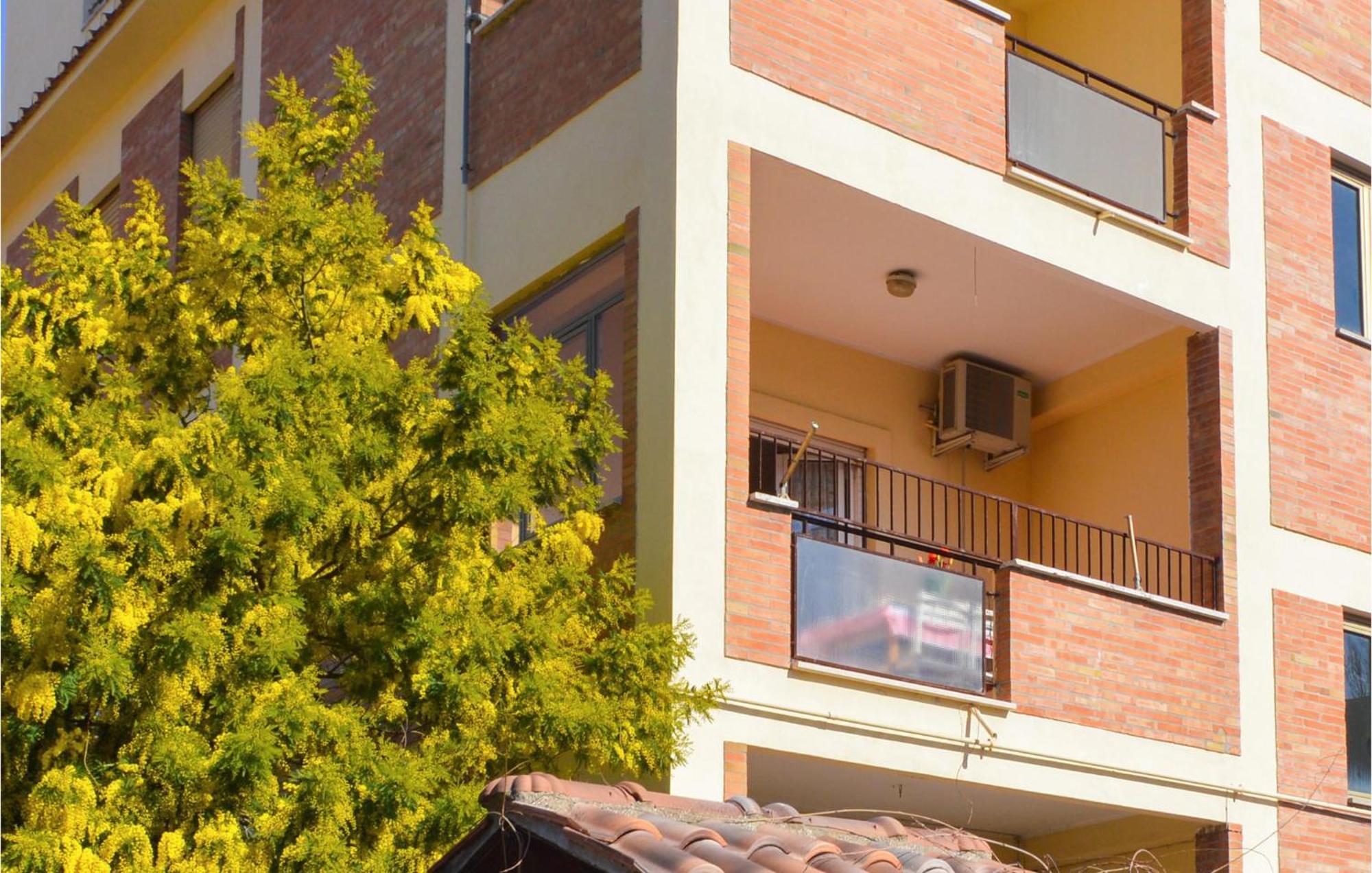 Gorgeous Apartment In Ladispoli Rm With Wifi エクステリア 写真