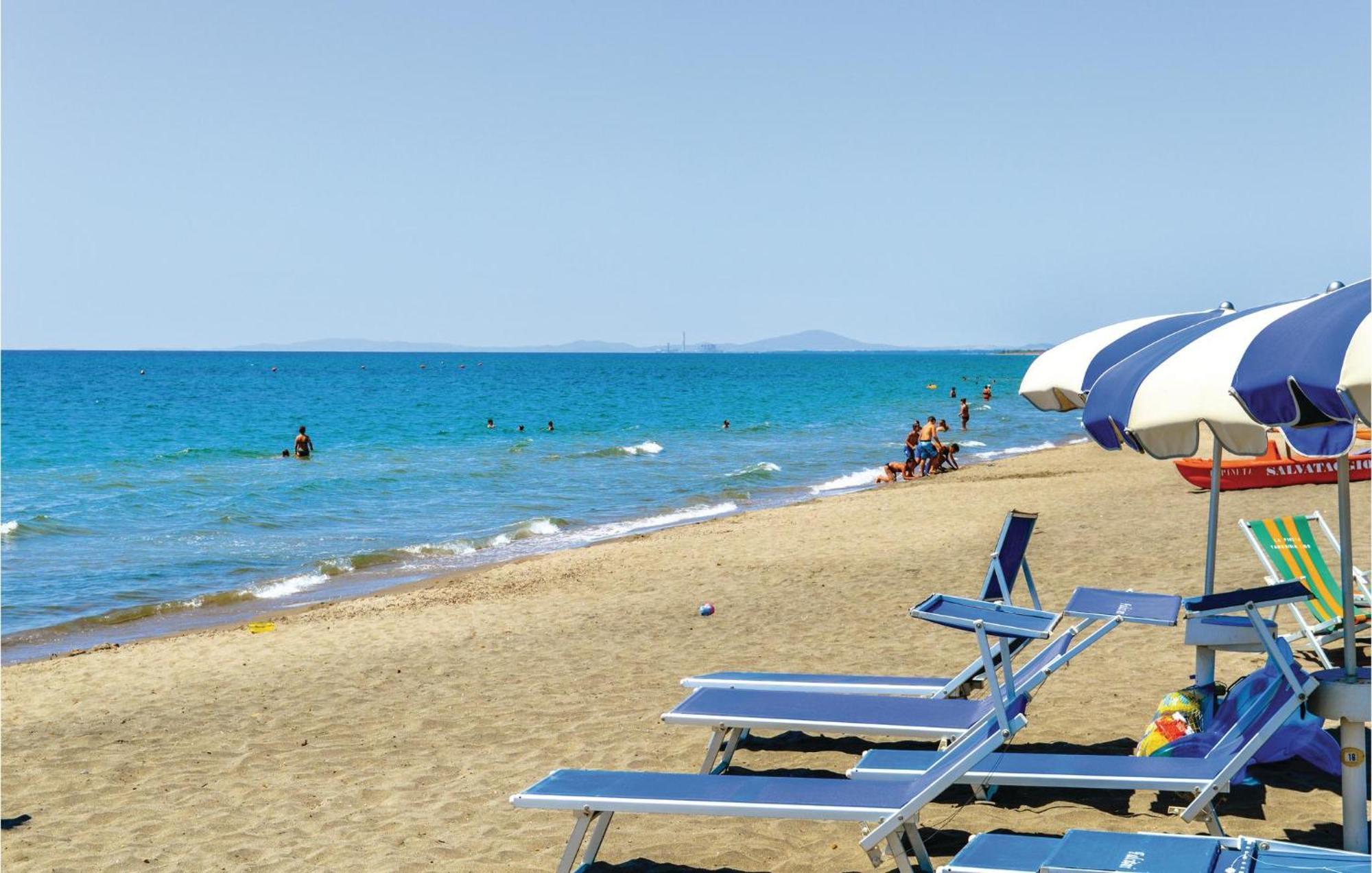 Gorgeous Apartment In Ladispoli Rm With Wifi エクステリア 写真